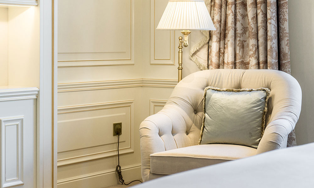 酒店家具廠家的材料結(jié)構(gòu)設計，從以下幾個方面入手